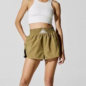NEW FREE PEOPLE NEXT ROUND SHORTS, LARGE
